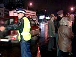 На место акции протеста выехали представители префектуры и правоохранительных органов, которым удалось убедить собравшихся покинуть проезжую часть На место акции протеста выехали представители префектуры и правоохранительных органов, которым удалось убедить собравшихся покинуть проезжую часть