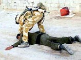 Британские солдаты арестовали лидера одного из племен Ирака. Он обвиняется в укрывательстве бывшего президента страны Саддама Хусейна