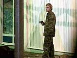 В центре Москвы на Новом Арбате задержан вооруженный человек, который угрожал прохожим пистолетом