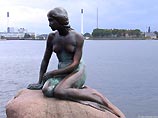 Датскую статую Русалочки сбросили в воду