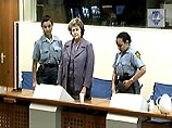 Экс-президент Сербской Республики Биляна Плавшич обвиняется Международным уголовным трибуналом по бывшей Югославии в совершении тяжких военных преступлений Экс-президент Сербской Республики Биляна Плавшич обвиняется Международным уголовным трибуналом по бывшей Югославии в совершении тяжких военных преступлений