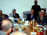 Куреи отказывается от формирования своего кабинета министров до тех пор, пока Израиль публично не объявит об изменении планов относительно изгнания Ясира Арафата