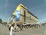В понедельник в столице начинаются работы по сносу гостиницы "Москва", находящейся в центре столицы - на Манежной площади