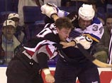 НХЛ запретила хоккеистам бить друг друга по голове