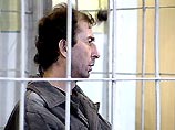 В ходе заседания по делу 41-летнего полевого командира Салаутдина Темирбулатова было зачитано обвинительное заключение и заслушан потерпевший - майор Анатолий Могутнов