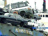 Капитан российского грузового судна "Ленинградская" отдан под суд на японском острове Хоккайдо по делу о краже автомобиля. Как сообщил сегодня ИТАР-ТАСС представитель генконсульства РФ в Саппоро, соответствующее решение приняла прокуратура порта Отару Капитан российского грузового судна "Ленинградская" отдан под суд на японском острове Хоккайдо по делу о краже автомобиля. Как сообщил сегодня ИТАР-ТАСС представитель генконсульства РФ в Саппоро, соответствующее решение приняла прокуратура порта Отару