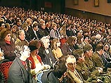 Главный кинотеатр Минска, который называется "Москва", такого количества чиновников сразу, наверное, никогда не видел Главный кинотеатр Минска, который называется "Москва", такого количества чиновников сразу, наверное, никогда не видел