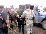 Хаттаб и Басаев призвали убивать чеченцев, участвующих в налаживании мирной жизни
