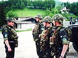 18-27 сентября 200 украинских и 1000 итальянских военных провели совместные учения "Прикарпатье-2003" на Яворивском полигоне во Львовской области