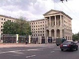 В Москве в связи с угрозой взрыва проведена частичная эвакуация людей из здания ГУВД столицы, расположенное по адресу: Петровка, 38 В Москве в связи с угрозой взрыва проведена частичная эвакуация людей из здания ГУВД столицы, расположенное по адресу: Петровка, 38