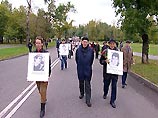 300 человек почтили в Останкине память погибших в ходе октябрьских событий 93 года 300 человек почтили в Останкине память погибших в ходе октябрьских событий 93 года