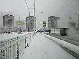 Красноярск находится на грани катастрофической ситуации, передает телекомпания НТВ. Город может оказаться в скором времени без тепла - заканчивается мазут