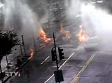 В центре Вашингтона в нескольких кварталах от Белого дома возник пожар, причиной которого стал разрыв газовой трубы, проходящей под пешеходным тротуаром