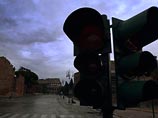 По неизвестным причинам на улицах Вены пропало уличное освещение и перестали работать светофоры