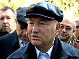 Лужков мечтает, чтобы москвичи отказались от сахара и перешли на мед Лужков мечтает, чтобы москвичи отказались от сахара и перешли на мед
