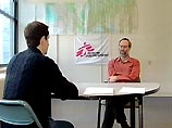 Брат Кеннета Глака Дэниэл, 40-летний юрист из Нью-Йорка, дал сегодня эксклюзивное интервью НТВ Брат Кеннета Глака Дэниэл, 40-летний юрист из Нью-Йорка, дал сегодня эксклюзивное интервью НТВ