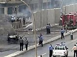Семеро погибших - 6 иракских полицейских и террорист-самоубийца, и 11 раненых, среди которых американский военнослужащий и один из членов Временного управляющего совета Ирака