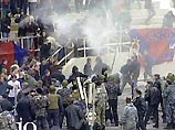 Шесть милиционеров получили ранения в результате побоища в Ельце Шесть милиционеров получили ранения в результате побоища в Ельце