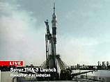 С Байконура к Международной космической станции сегодня отправился российский "Союз" с тремя космонавтами на борту. Как сообщили ИТАР-ТАСС в Росавиакосмосе, старт "Союз ТМА-3" с первой площадки космодрома произошел в 09:38 мск