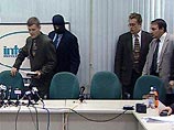 Трепашкин был одним из участников пресс-конференции в 1998 году, когда группа офицеров ФСБ обвинила руководство в организации заказных убийств