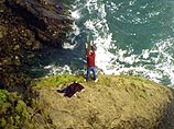 После прыжка в минувший понедельник Джонс стал единственным человеком, которому удалось пережить падение без каких-либо защитных приспособлений с более чем 50-метровой высоты Ниагарского водопада