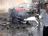 В результате взрыва погиб сам террорист, а также 6 мирных жителей, сообщает AFP. Среди погибших есть дети