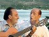 Мариано Апичелла рассказал, как они с Берлускони сочиняли песни о любви и ревности Мариано Апичелла рассказал, как они с Берлускони сочиняли песни о любви и ревности