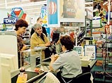За 9 месяцев текущего года сводный индекс потребительских цен товаров и услуг в Москве составил 108,5%, сообщили "Интерфаксу" в Мосгоркомстате. Продукты питания в сентябре 2003 года по сравнению с декабрем 2002 года подорожали на 6,3% За 9 месяцев текущего года сводный индекс потребительских цен товаров и услуг в Москве составил 108,5%, сообщили "Интерфаксу" в Мосгоркомстате. Продукты питания в сентябре 2003 года по сравнению с декабрем 2002 года подорожали на 6,3%