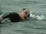Китайский пловец установил рекорд мира, переплыв Бохайский залив