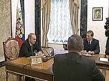 Сегодня президент Владимир Путин провел в Кремле рабочее совещание с членами кабинета министров Сегодня президент Владимир Путин провел в Кремле рабочее совещание с членами кабинета министров