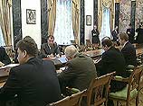 Открывая его, глава государства сообщил, что минимальный размер пенсий в России будет увеличен до 600 рублей Открывая его, глава государства сообщил, что минимальный размер пенсий в России будет увеличен до 600 рублей