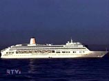 Испанские власти закрыли границу с Гибралтаром из-за прибытия круизного лайнера "Аврора", 559 пассажиров которого были инфицированы серьезным вирусным заболеванием