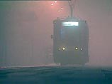 По прогнозам синоптиков, в 19:00 по московскому времени город окутает плотный туман, видимость местами не будет превышать 100 метров, - заявил официальный представитель столичного Управления ГИБДД