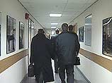 Как пояснил адвокат "Медиа-Моста" Астахов, в постановлении старшего следователя по особо важным делам Генпрокуратуры Каримова предписывалось провести обыск в служебном кабинете главного бухгалтера НТВ Розиной Как пояснил адвокат "Медиа-Моста" Астахов, в постановлении старшего следователя по особо важным делам Генпрокуратуры Каримова предписывалось провести обыск в служебном кабинете главного бухгалтера НТВ Розиной