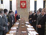 В Кремле проходит заседание Совета Безопасности России, которое посвящено проблемам вооруженных сил страны