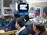 Al-Arabia показала запись боя между боевиками и американцами Al-Arabia показала запись боя между боевиками и американцами