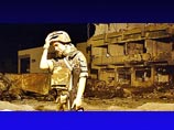 В казарму итальянских карабинеров в Насирии врезался грузовик со взрывчаткой: 26 погибших, десятки раненых В казарму итальянских карабинеров в Насирии врезался грузовик со взрывчаткой: 26 погибших, десятки раненых
