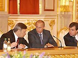 Владимир Путин на совместном заседании президиума Госсовета и Совета безопасности заявил о необходимости создания единой системы безопасности в России