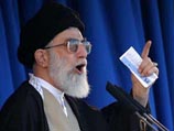 'По какому праву те, кто попирает права народов, позволяют себе называть себя гарантами демократии?', - интересуется Али Хаменеи