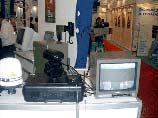 Среди экспонатов выставки обращает на себя внимание спецтехника нового поколения - роботы-видеокамеры слежения, сверхчувствительные детекторы по мгновенному обнаружению компонентов химической атаки