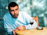 Евгений Гришковец получил главный приз фестиваля в Ницце - позолоченную доску Евгений Гришковец получил главный приз фестиваля в Ницце - позолоченную доску