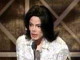 Майкл Джексон связывает обвинения в педофилии с выходом нового альбома