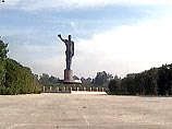 Саддам Хусейн и его соратники огласили свои планы помощи малоимущим гражданам Соединенных Штатов Америки Саддам Хусейн и его соратники огласили свои планы помощи малоимущим гражданам Соединенных Штатов Америки