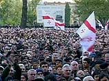 Будничный ритм столицы Грузии в центре города нарушен сначала шестидневным митингом радикальной оппозиции, а теперь продолжающейся три дня акцией сторонников Абашидзе