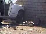 По свидетельству агентства AP, иракские подростки вытащили из перевернувшегося джипа двух окровавленных, но еще живых морпехов и забили их арматурой и бетонными блоками