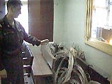 Добычу они сбывали либо на брянских барахолках, либо в пунктах приема металлолома. Добычу они сбывали либо на брянских барахолках, либо в пунктах приема металлолома.