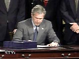 Буш выделил 400 млрд долларов на оборонные нужды США