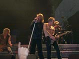 Концертом в Москве завершила свое мировое турне британская группа Def Leppard Концертом в Москве завершила свое мировое турне британская группа Def Leppard