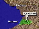 Абашидзе отметил, что "с этой целью были введены ограничения на въезд на границе между Грузией и Аджарией". "Аджария сделала единственное ограничение для людей, которые не являются жителями республики", - отметил Аслан Абашидзе