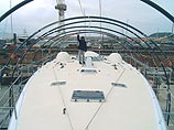 Французский авианосец "Клемансо" сорван с якорей штормом в Средиземном море Французский авианосец "Клемансо" сорван с якорей штормом в Средиземном море